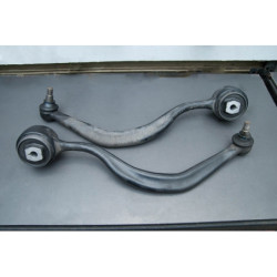 7 Series E38 BMW Bras inférieur avant silentbloc Hardrace