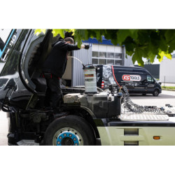 Pompe d'Aspiration par Vide 9,5L avec 4 Sondes KS Tools