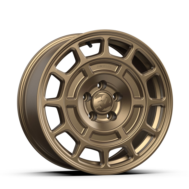 Fifteen52 Metrix MX 17x8 pouces 5x114.3 ET38