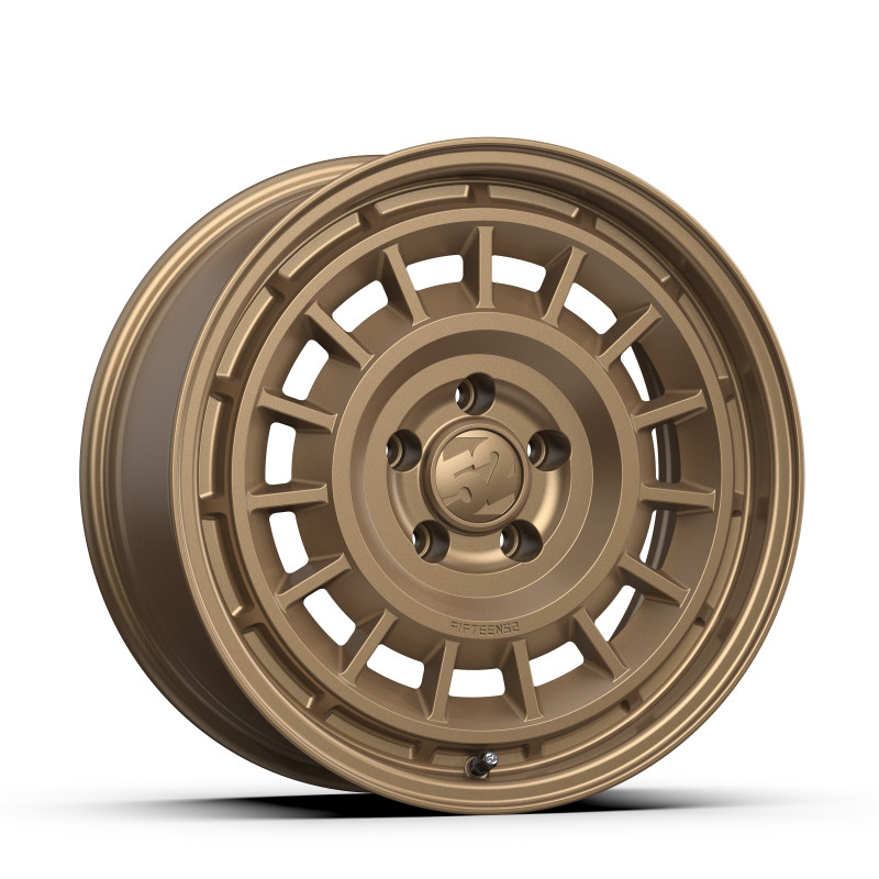 Fifteen52 Alpen MX 17x8 pouces 5x114.3 ET38