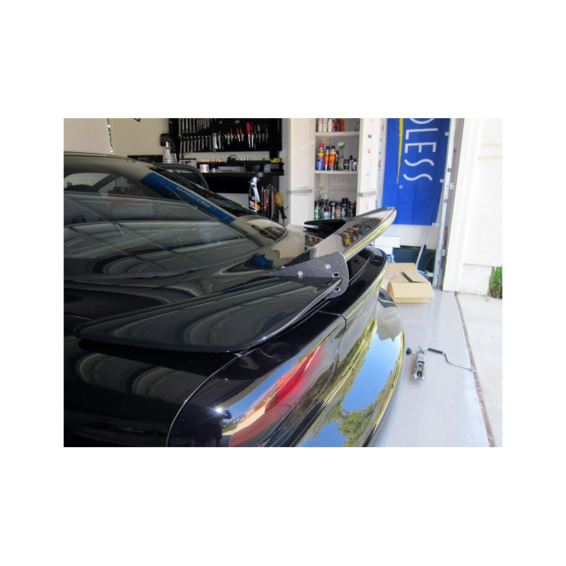 Shine Auto Project Mazda RX-7 FD3S comes in Carbon. FRP