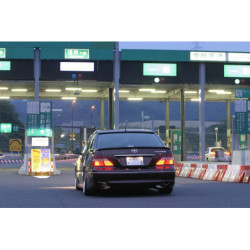 Shine Auto Project Lexus LS430 UCF30 Becquet de coffre FRP