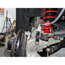 Pedders 2 inch Lift Kit. Heavy Duty. Subaru Forester SK models